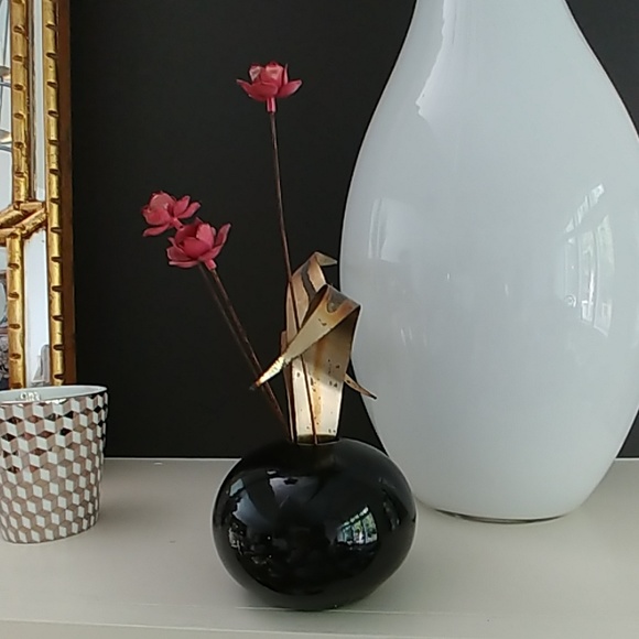 Vintage Brass Floral decor - Picture 2 of 4